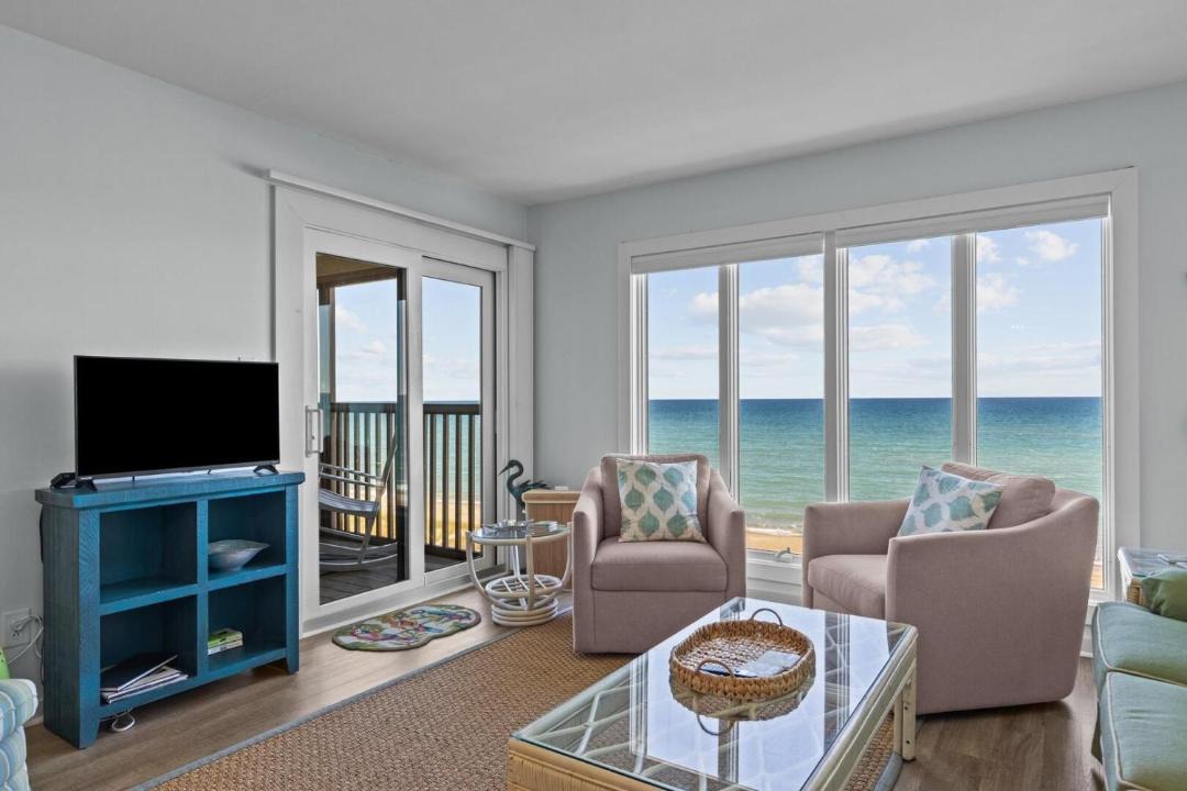 Photo of Others in Pine Knoll Shores