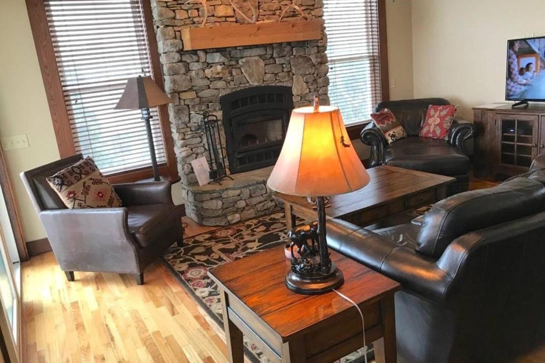 Photo of Livingroom in Blowing Rock