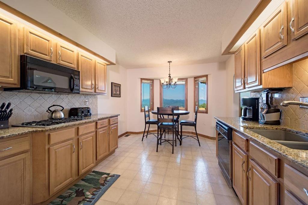 Photo of Kitchen in Skyland