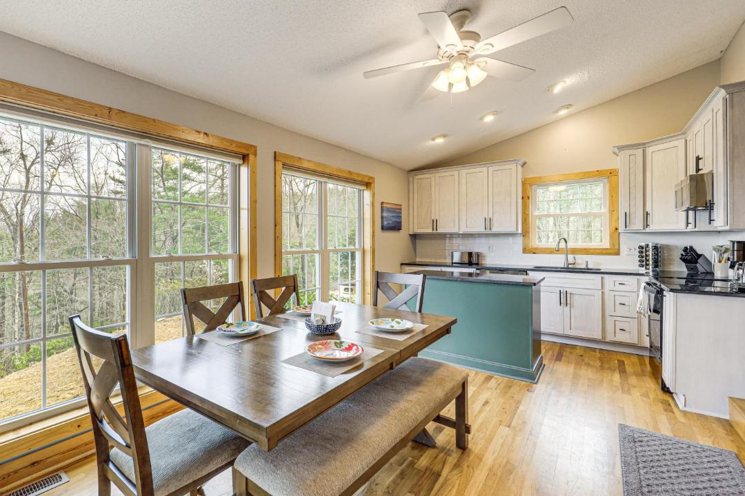 Photo of Kitchen in Purlear