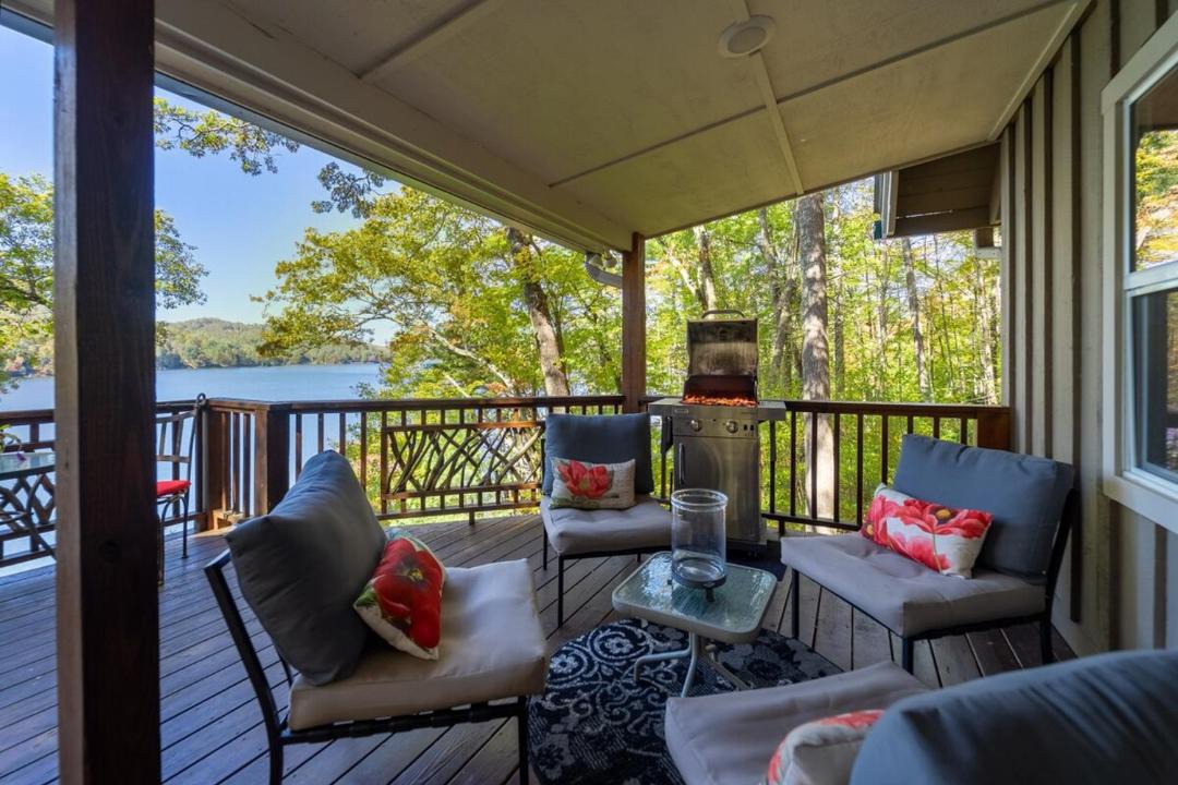 Photo of Patio Balcony in Cullowhee
