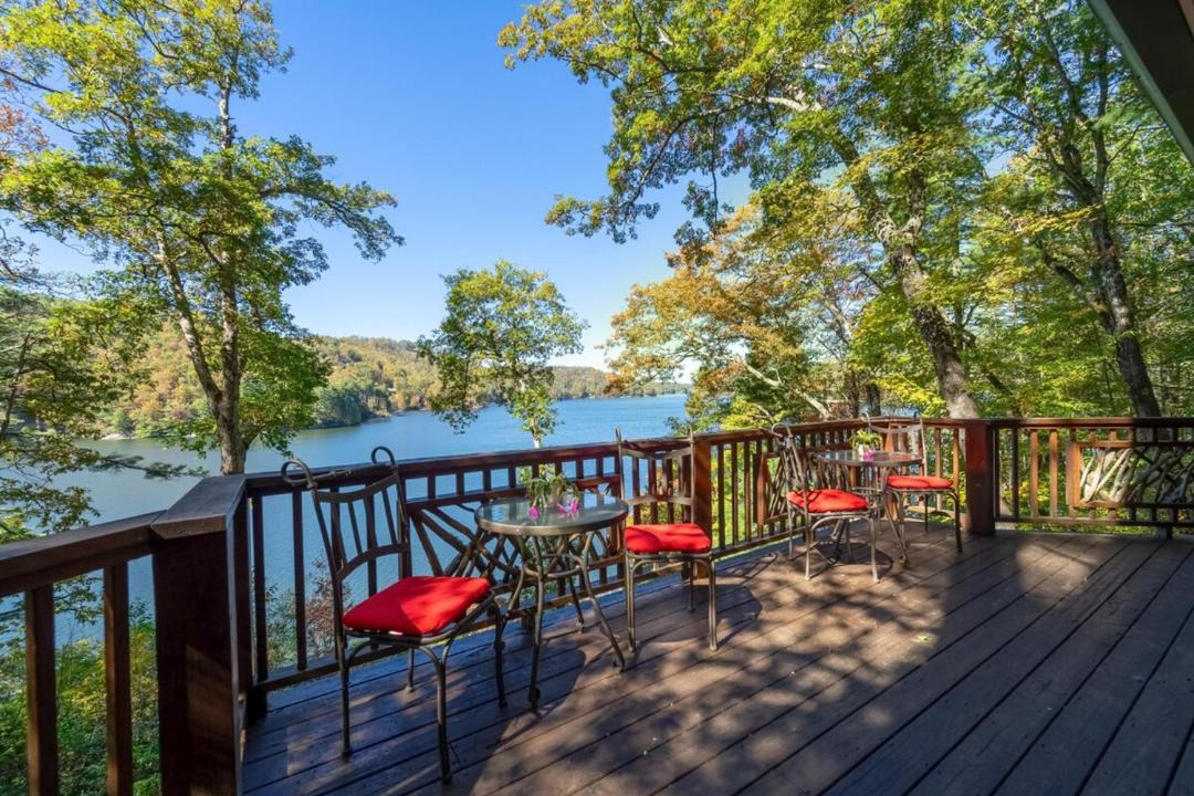Photo of Patio Balcony in Cullowhee