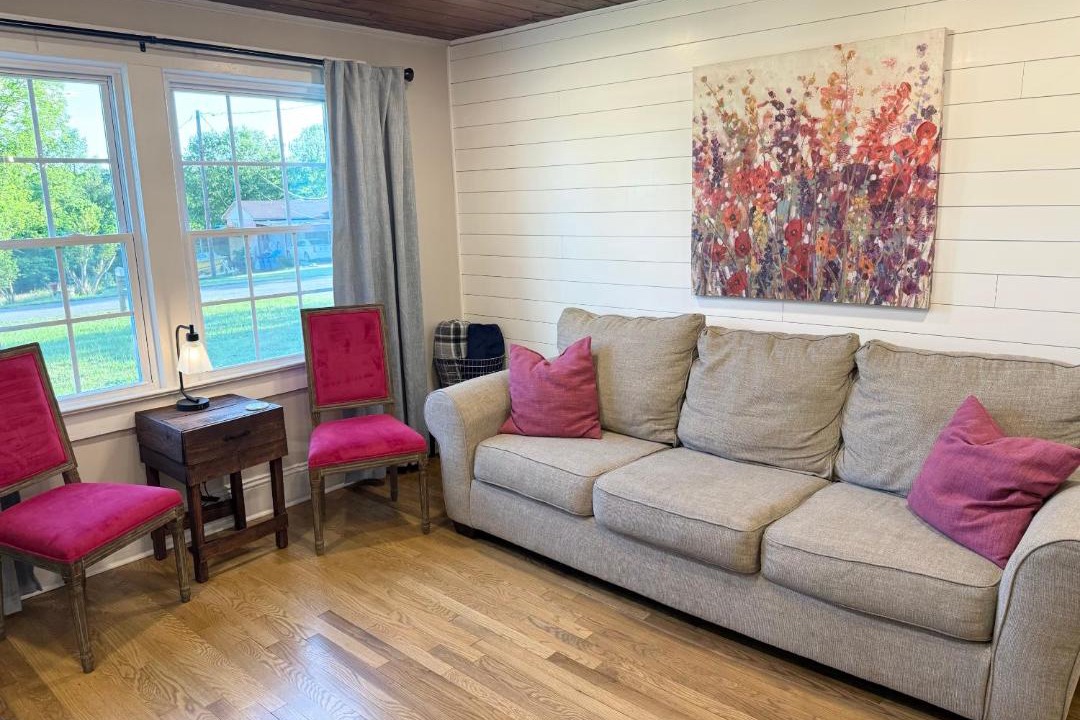 Photo of Livingroom in Hickory