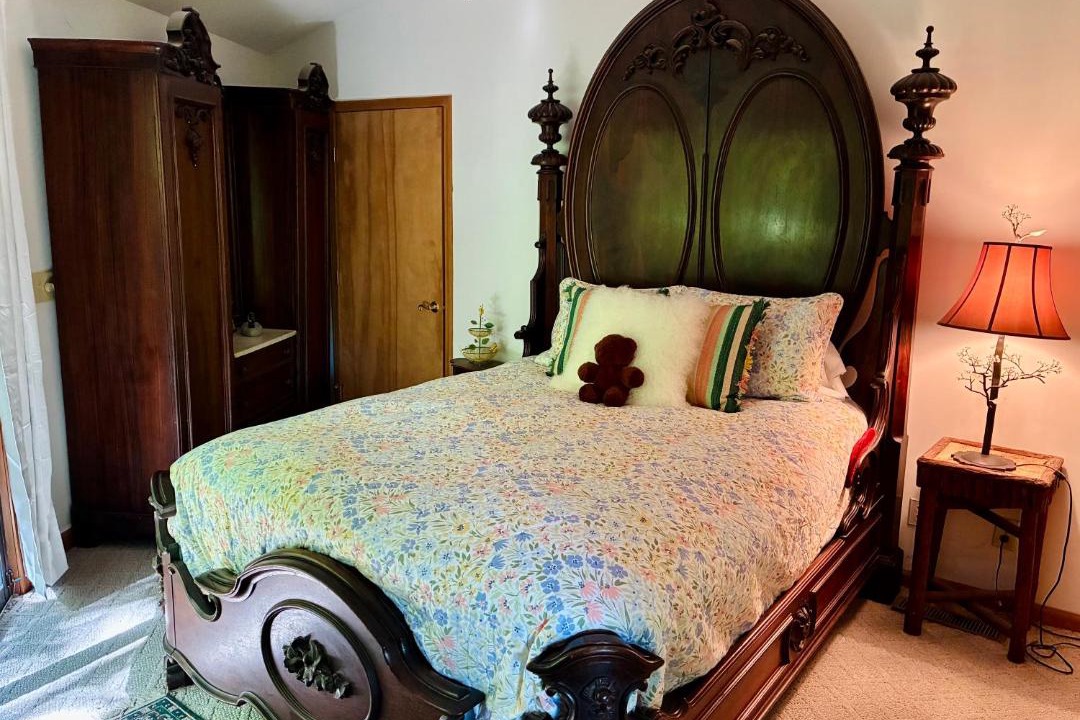 Photo of Bedroom in Cullowhee