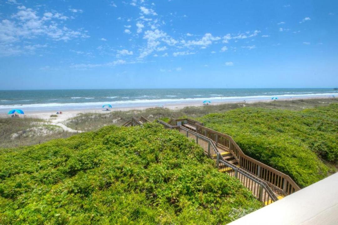 Photo of Patio Balcony in Caswell Beach