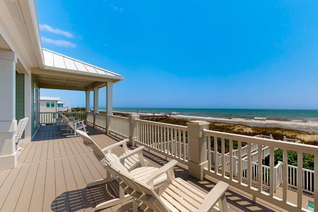 Photo of Patio Balcony in Pine Knoll Shores