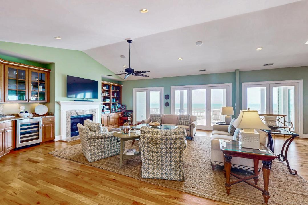 Photo of Others in Pine Knoll Shores
