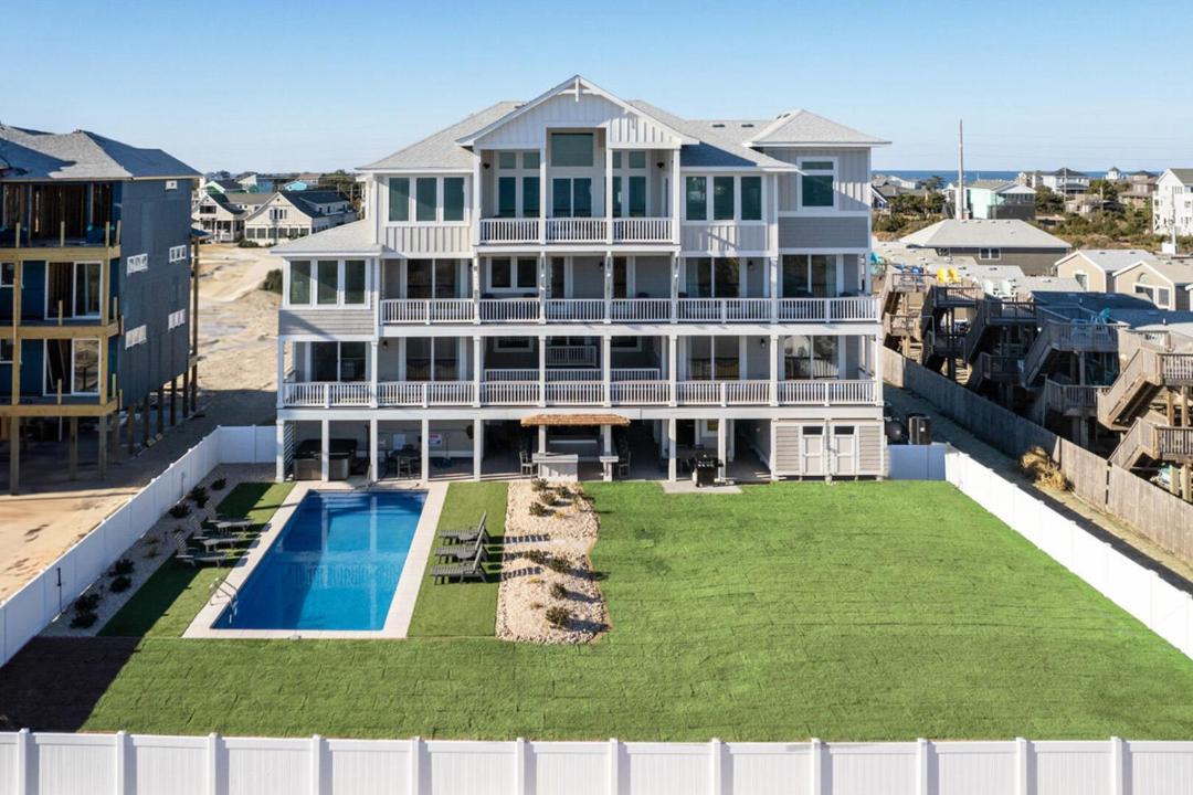 Photo of Others in Hatteras