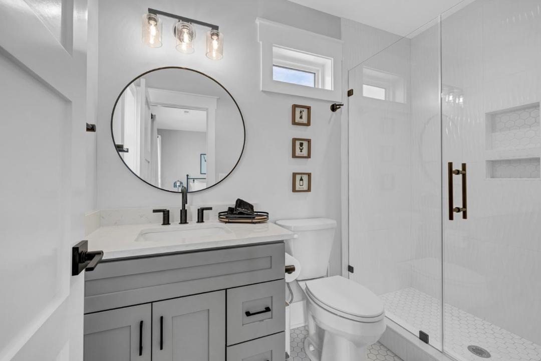 Photo of Bathroom in Topsail Beach