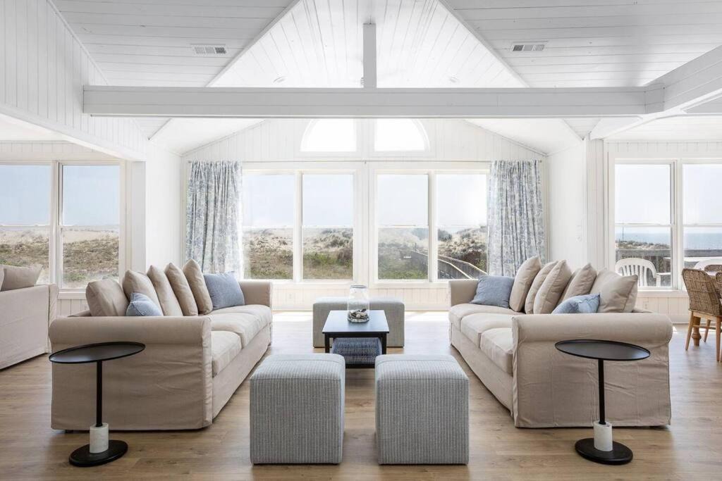 Photo of Livingroom in Carova Beach