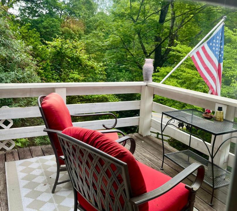 Photo of Patio Balcony in Lake Lure