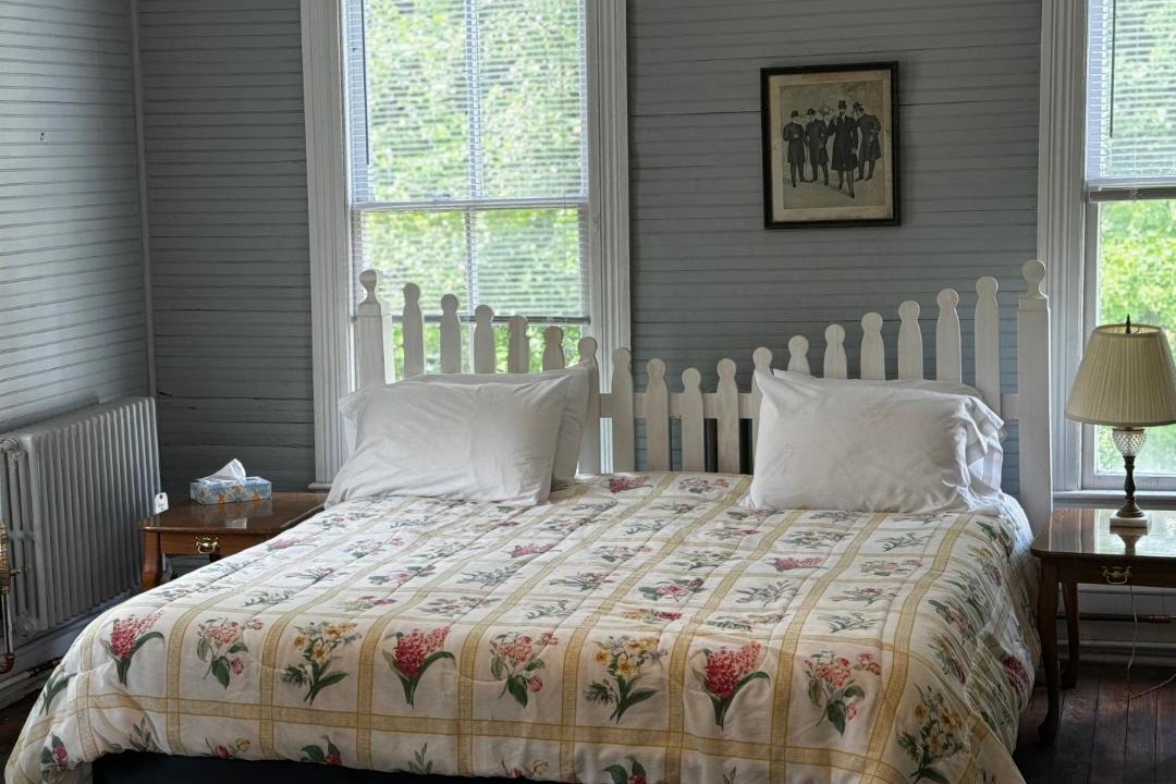 Photo of Bedroom in Sylva