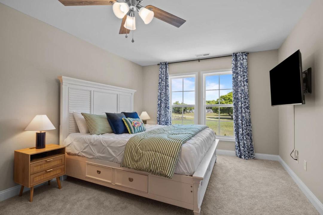 Photo of Bedroom in Cedar Point
