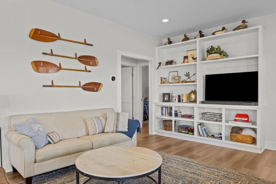 Photo of Livingroom in Cedar Island