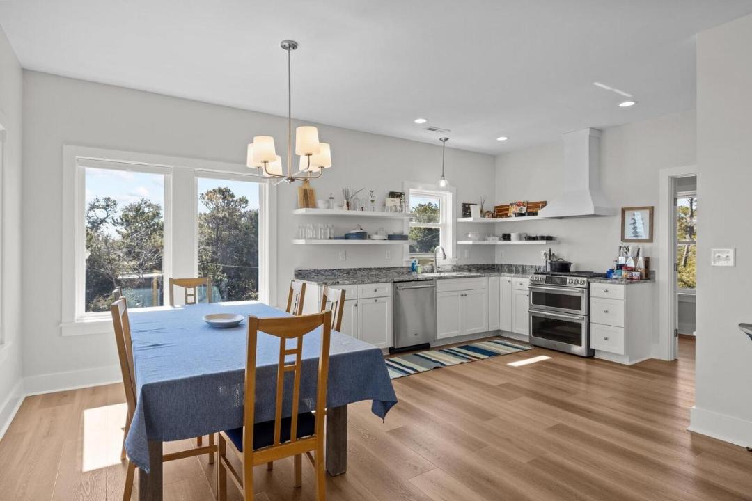Photo of Kitchen in Cedar Island