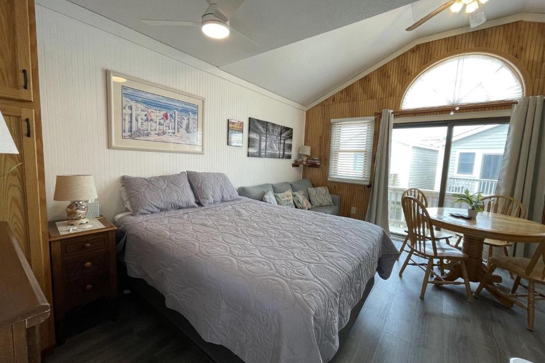Photo of Bedroom in Hatteras