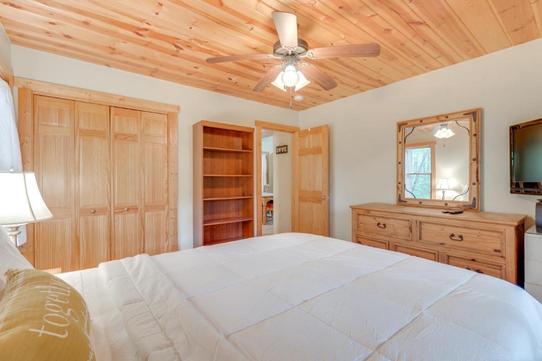 Photo of Bedroom in Unaka