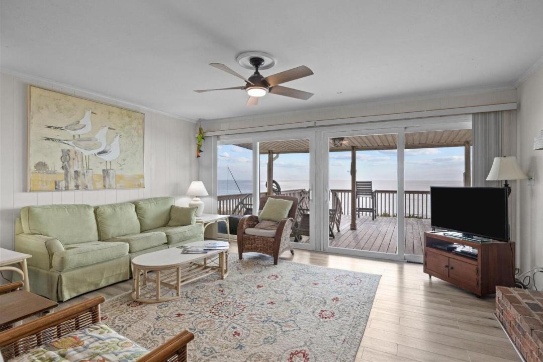 Photo of Others in Pine Knoll Shores
