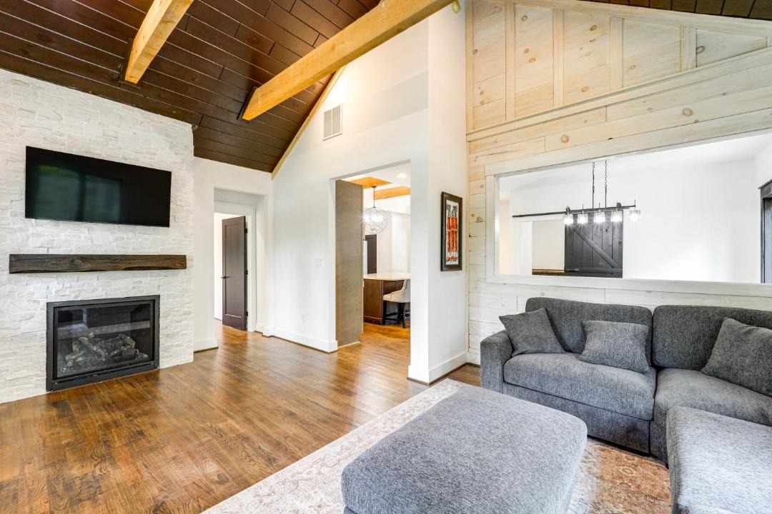 Photo of Livingroom in Boone