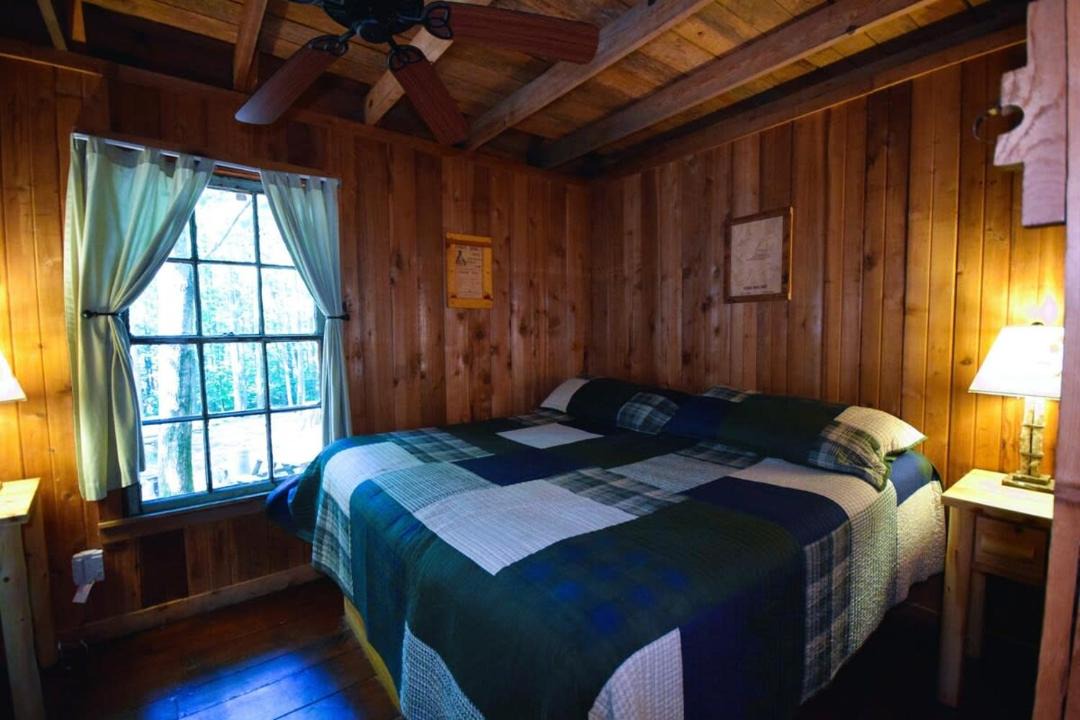 Photo of Bedroom in Saluda