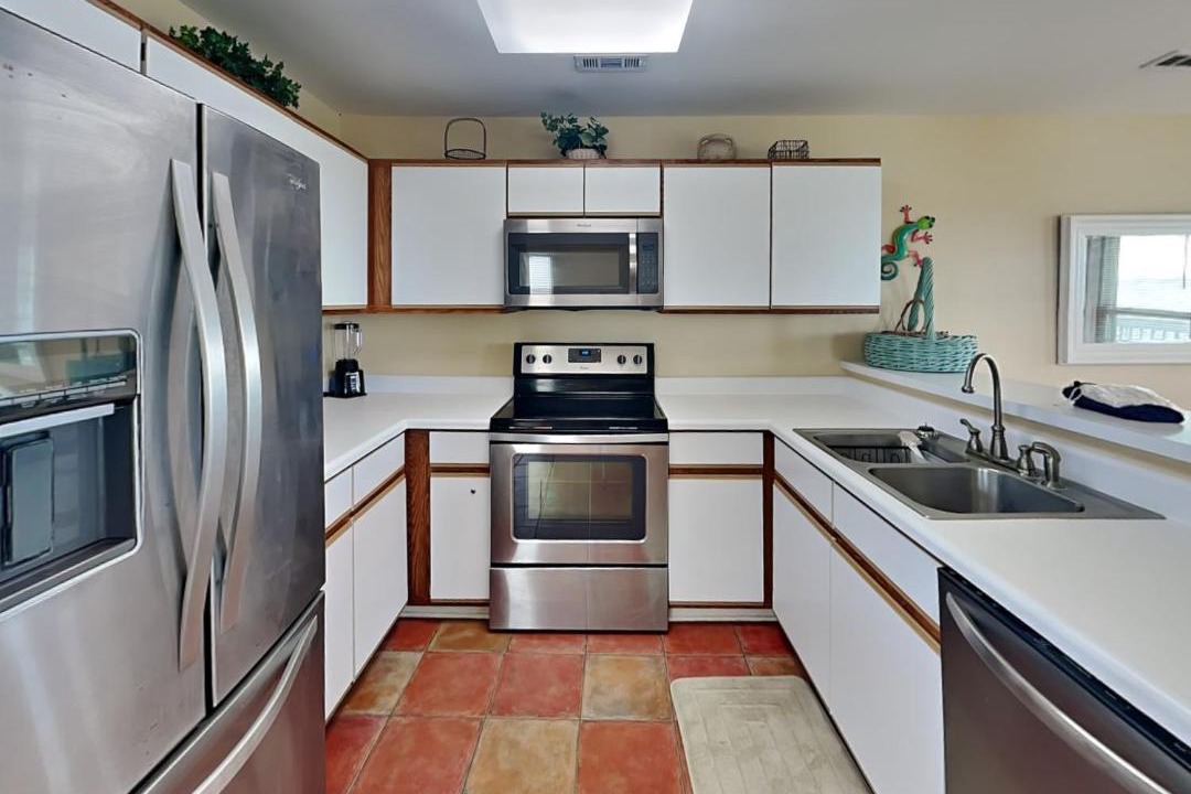 Photo of Kitchen in Topsail Beach