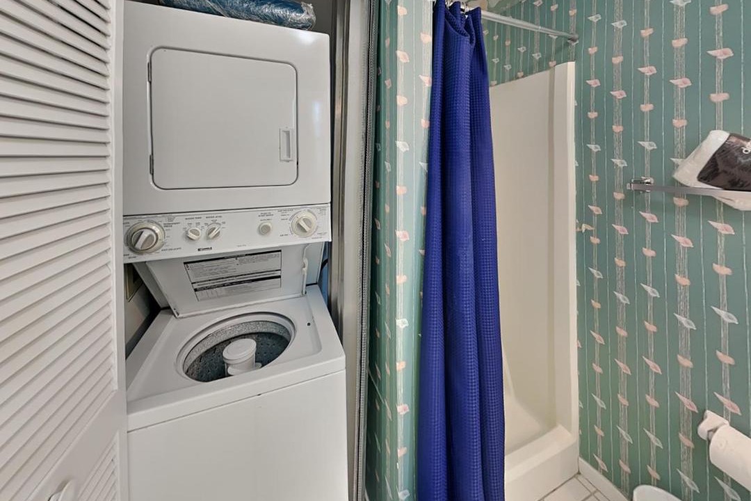 Photo of Bathroom in Topsail Beach