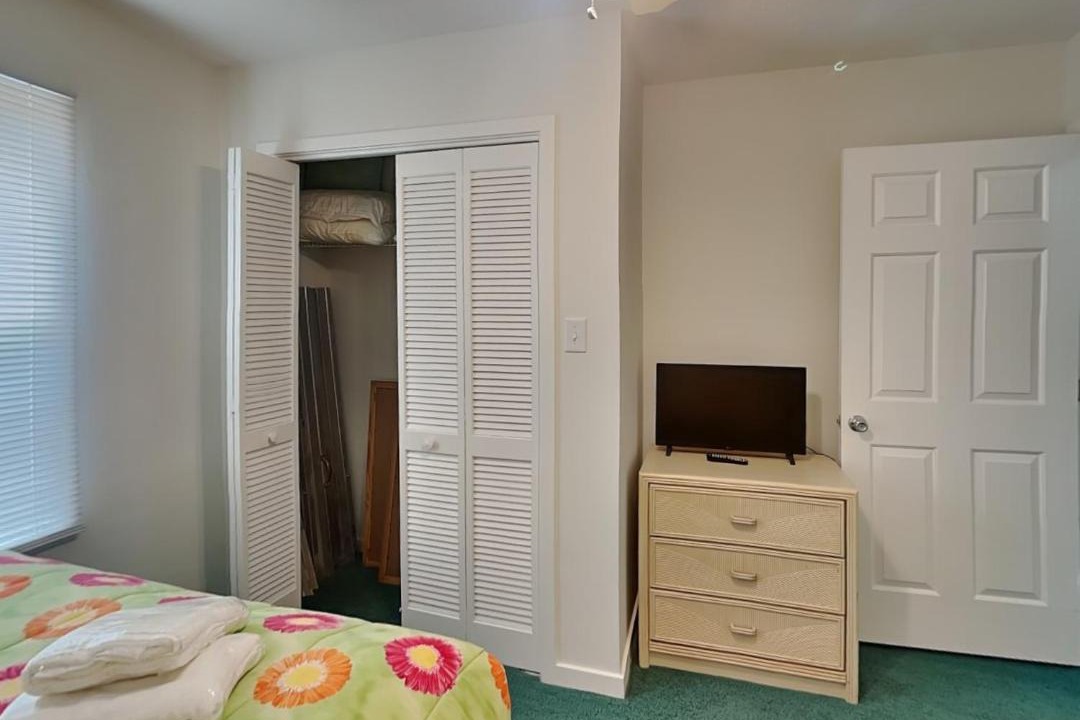 Photo of Bedroom in Topsail Beach