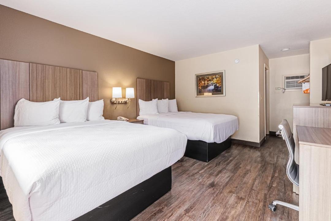 Photo of Bedroom in Cherokee