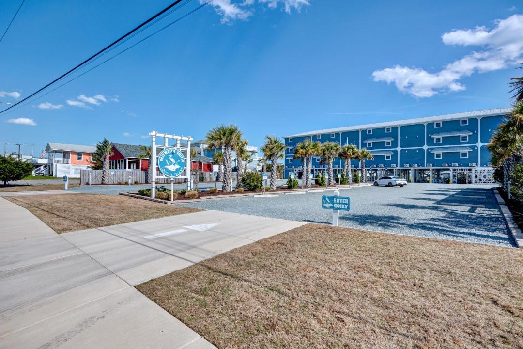 Photo of Others in Surf City