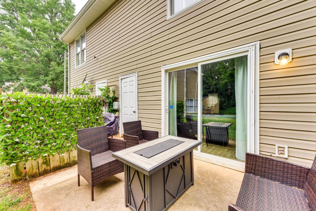 Photo of Patio Balcony in Sheffield Park