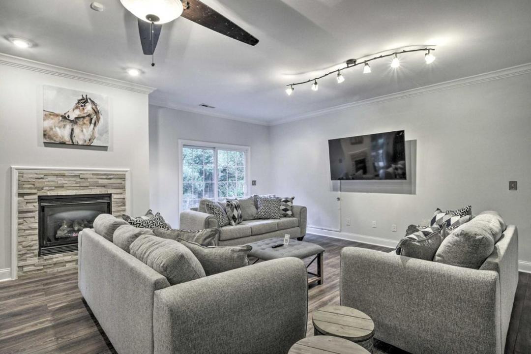 Photo of Livingroom in Pinehurst