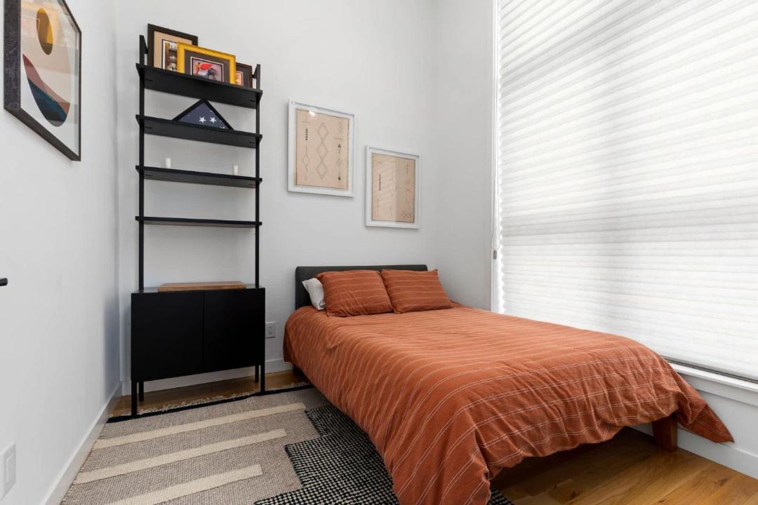 Photo of Bedroom in Downtown