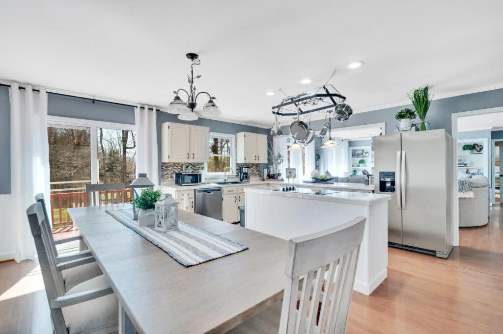 Photo of Kitchen in Candler