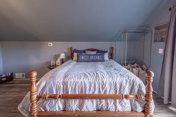 Photo of Bedroom in Crouse