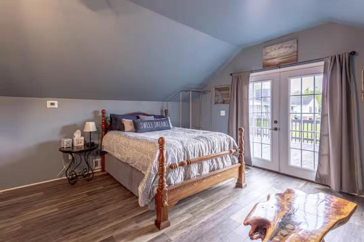 Photo of Bedroom in Crouse