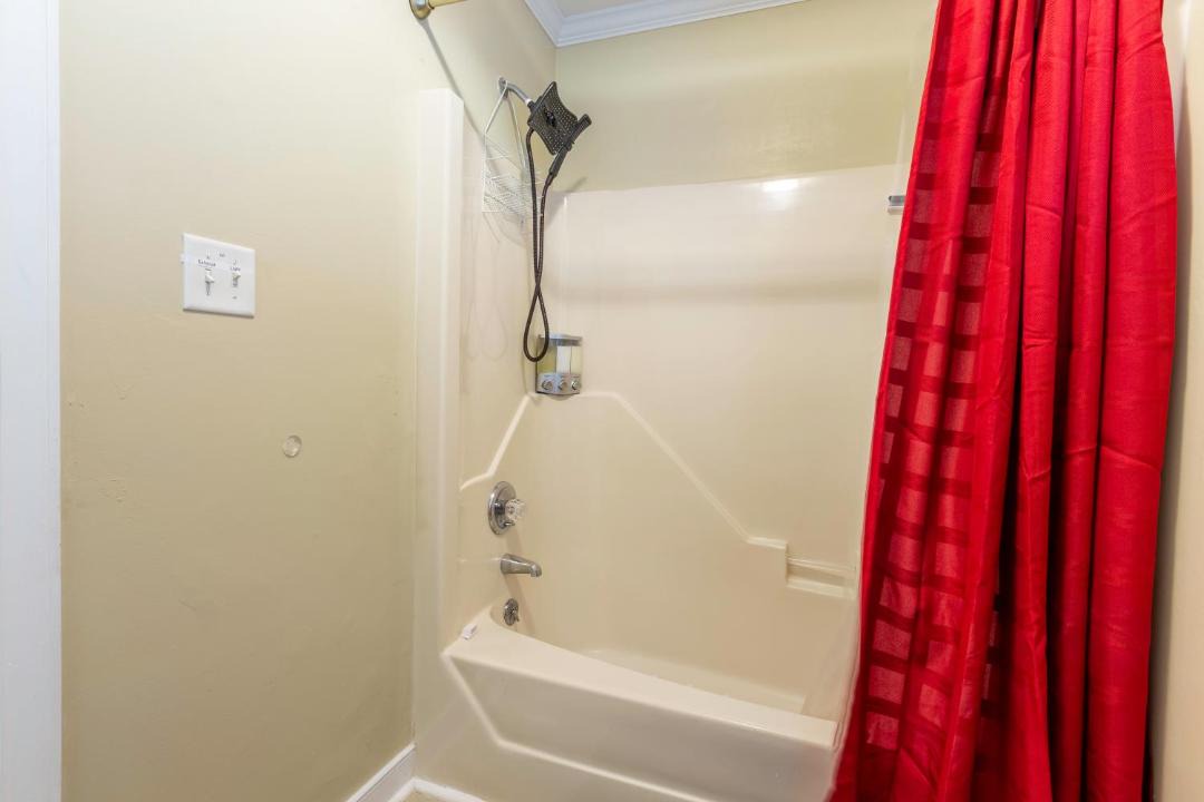 Photo of Bathroom in Lillington