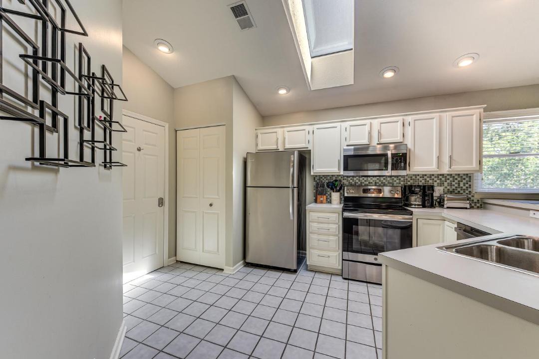 Photo of Kitchen in Sea Trail
