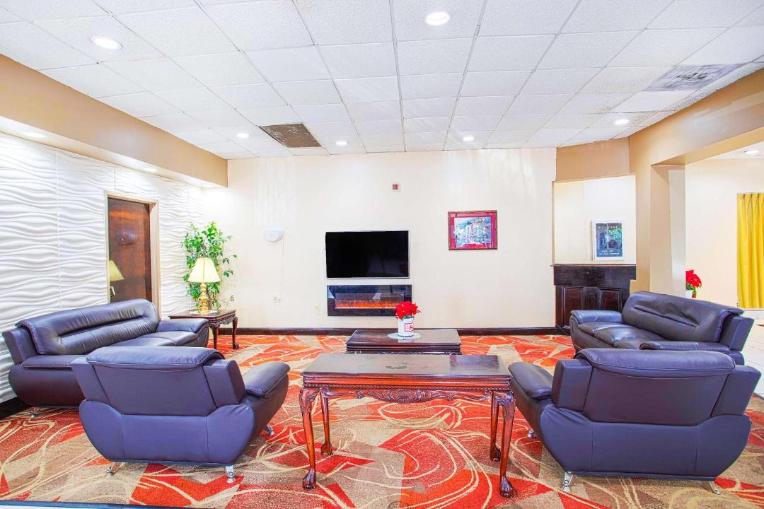 Photo of Livingroom in Winston - Salem