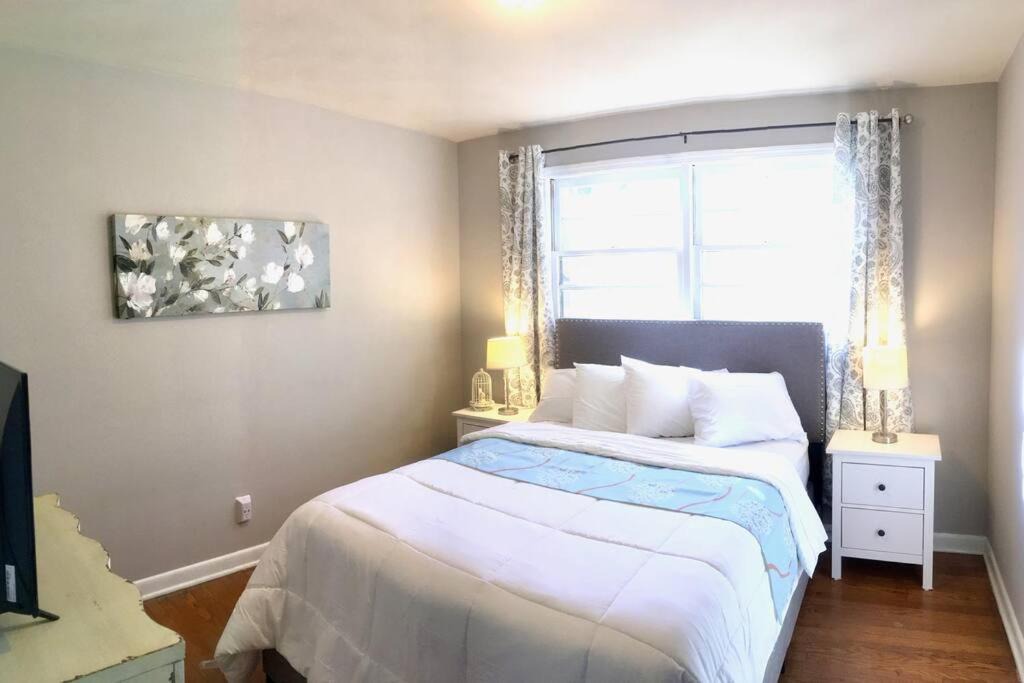 Photo of Bedroom in Hickory