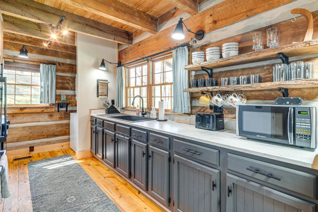 Photo of Kitchen in Cherokee