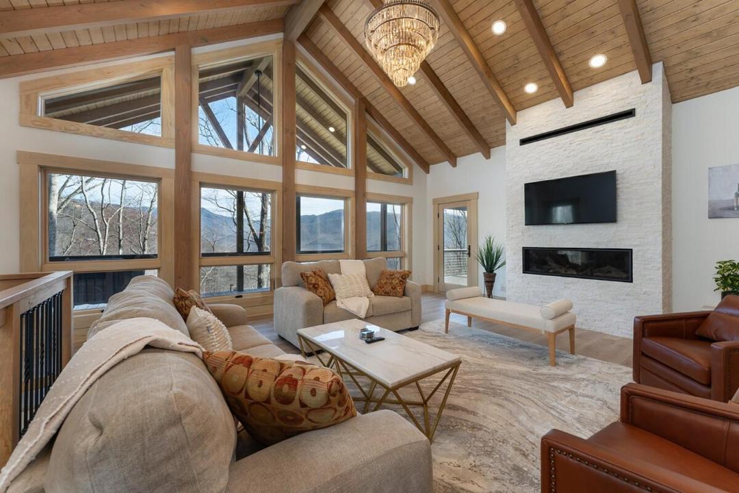 Photo of Livingroom in Laurel Ridge