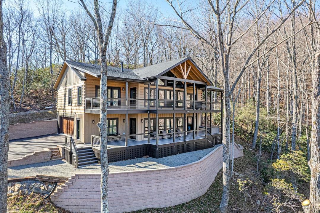 Photo of Others in Laurel Ridge