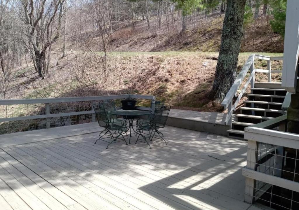 Photo of Patio Balcony in Wolf Laurel