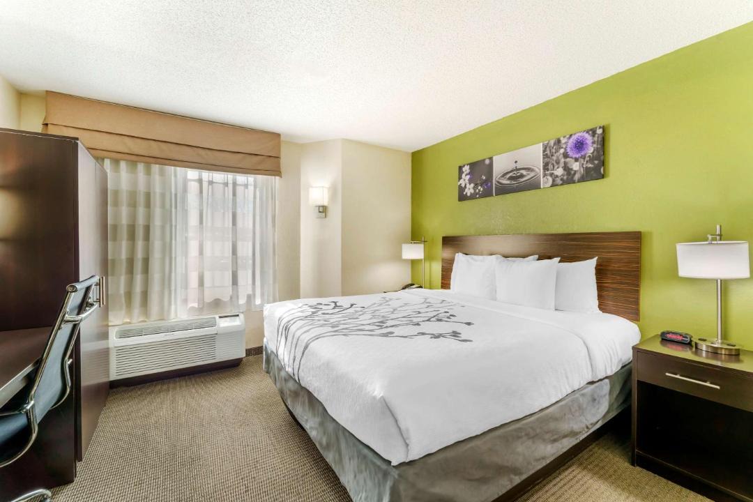 Photo of Bedroom in Hickory