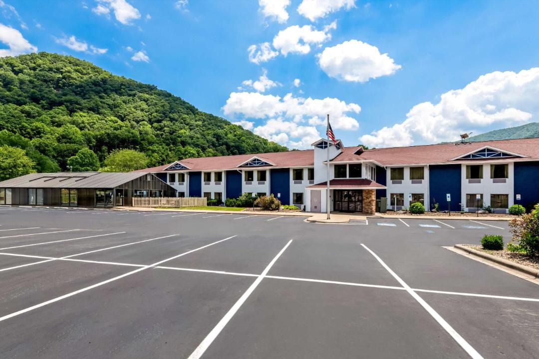 Photo of Others in Maggie Valley
