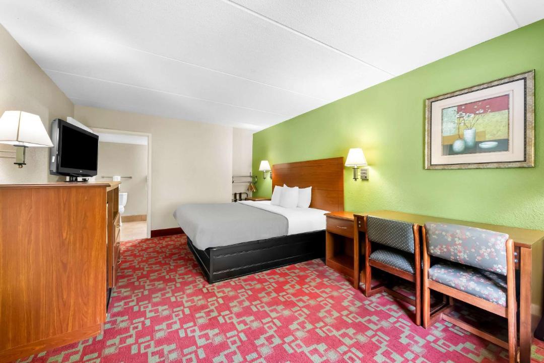 Photo of Bedroom in Selma