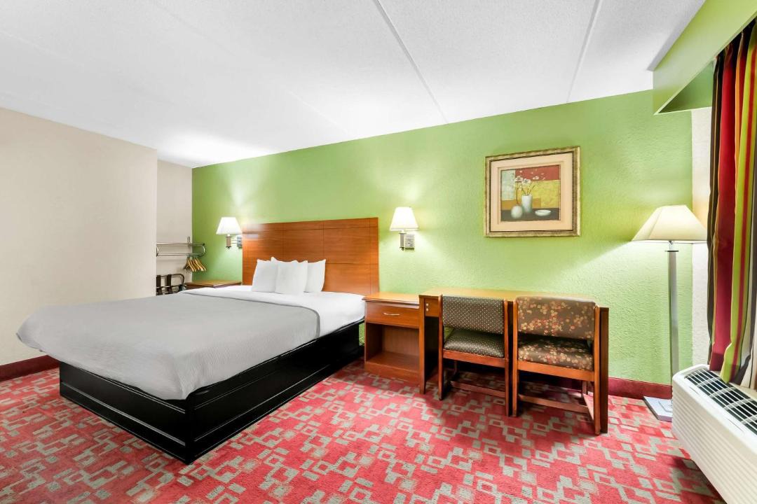 Photo of Bedroom in Selma