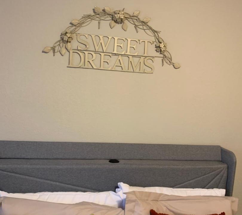 Photo of Bedroom in Villa Heights