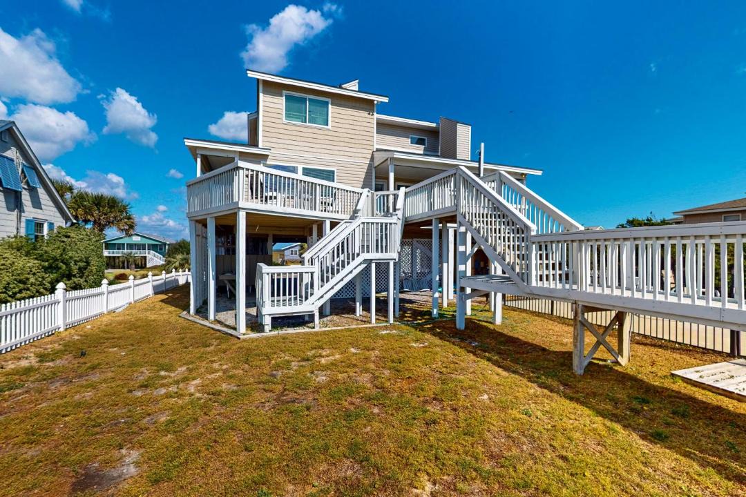 Photo of Patio Balcony in Caswell Beach