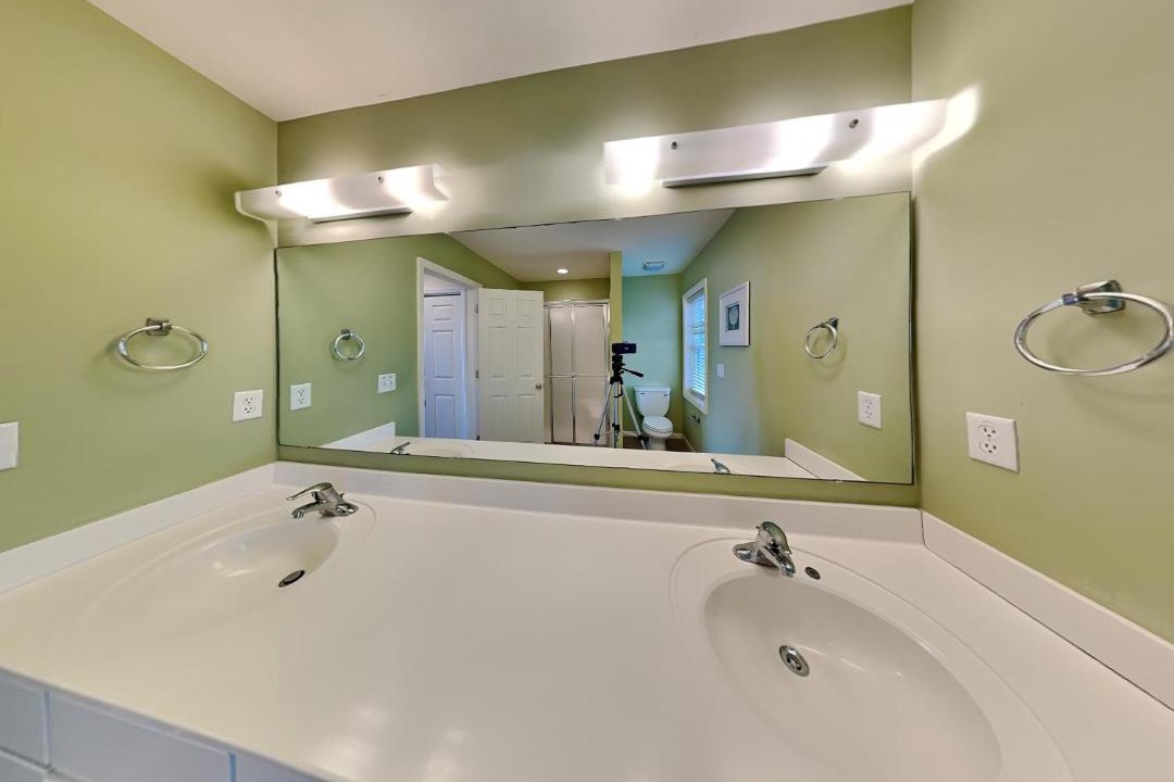 Photo of Bathroom in Topsail Beach